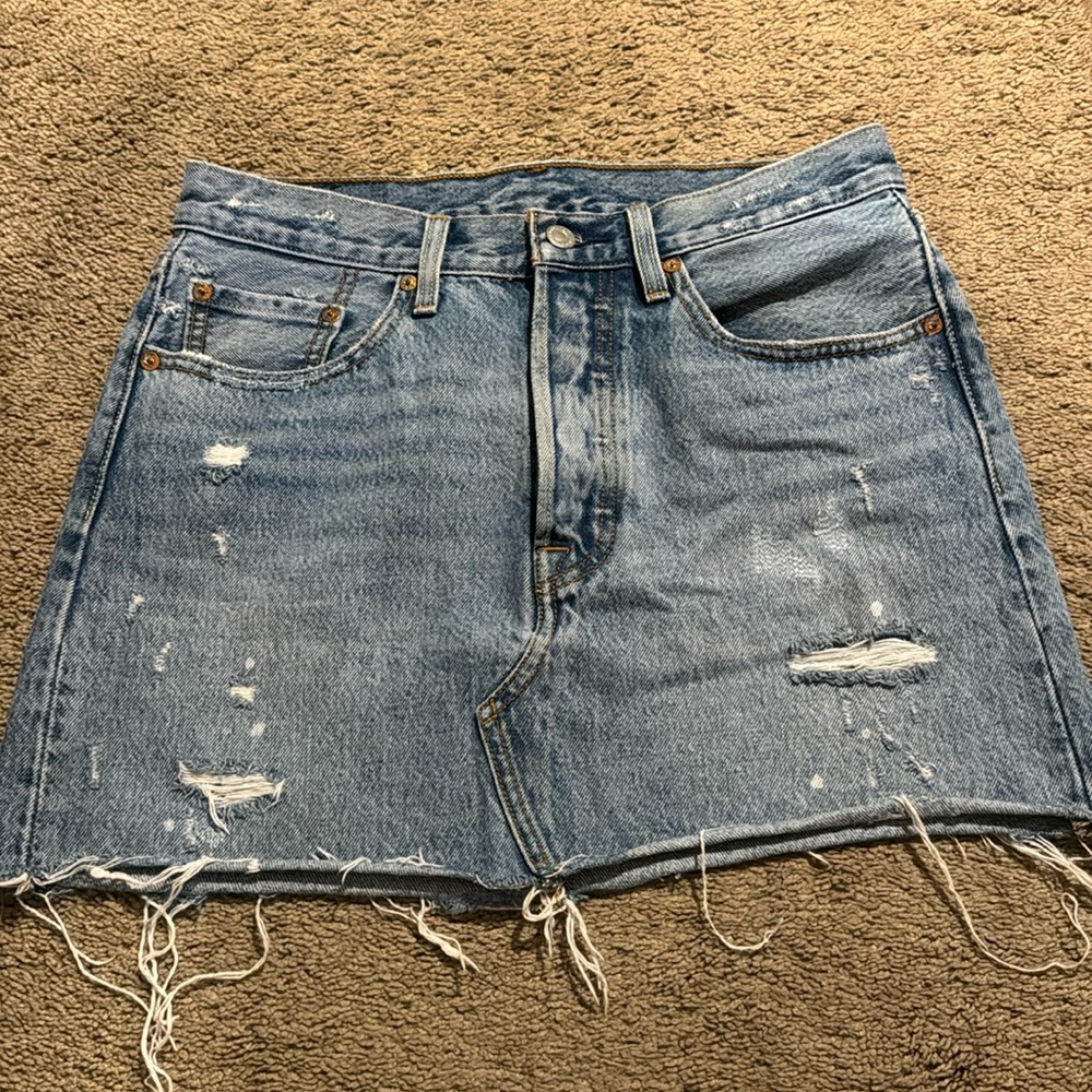 Levi’s denim mini skirt